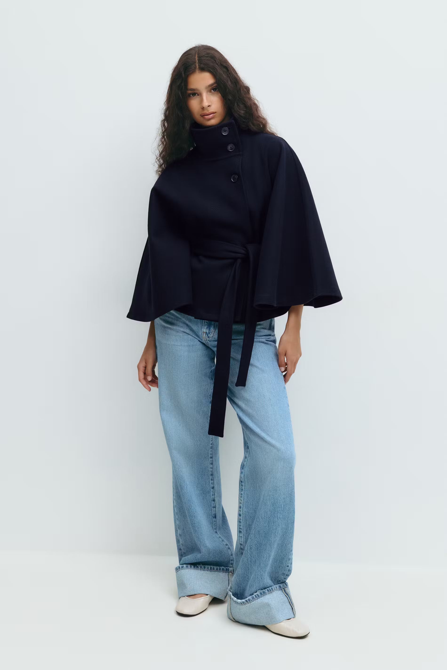 Loreza Cape Coat | Elegant Women’s Coat with Belt & High Collar